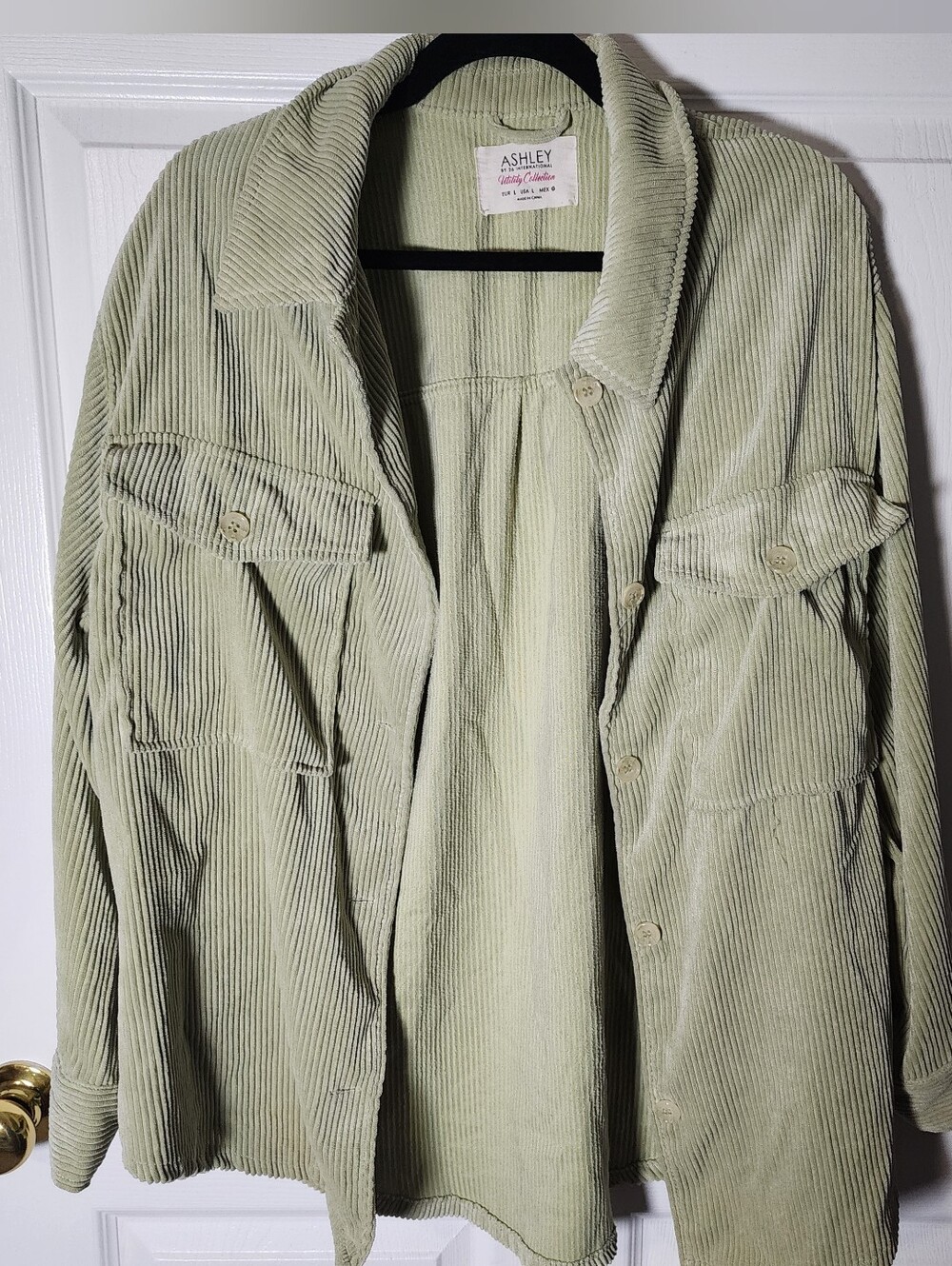 Ashley By 26 International Green Corduroy Button Down Top Shacket Size Large